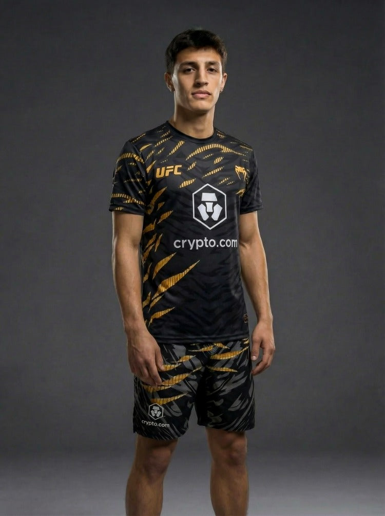 UFC Venum Fusion Dövüş Forması – Siyah/Altın Walkout Jersey | Erkek