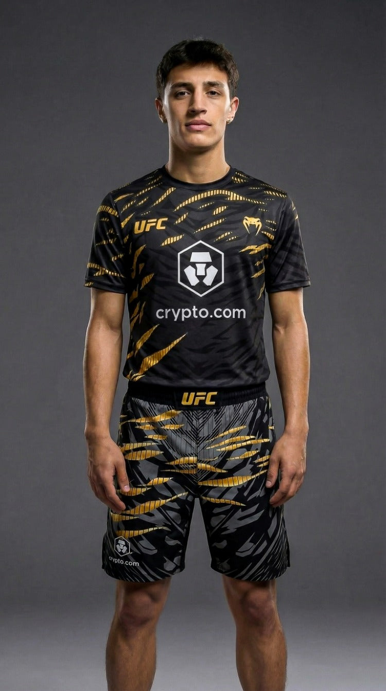 UFC Venum Fusion Dövüş Şortu – Siyah/Altın MMA Şort | Fight Night Erkek