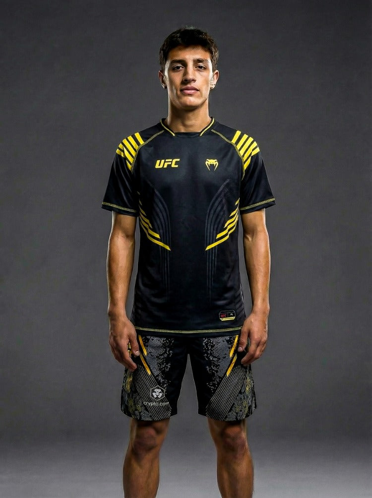 UFC Venum Adrenaline Dövüş Forması – Siyah/Altın Walkout Jersey | Erkek